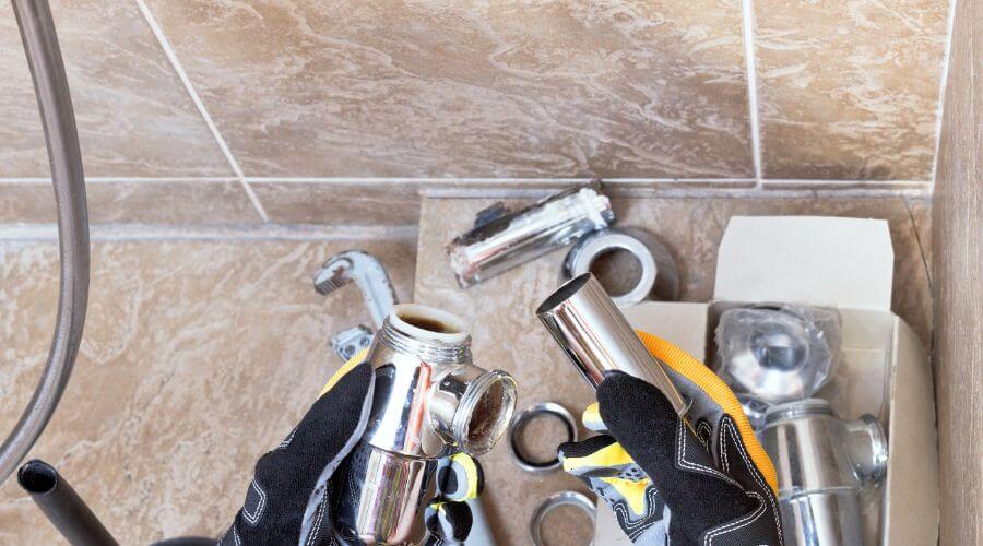 Expert Emergency Roof Repairs services in Fountain, FL